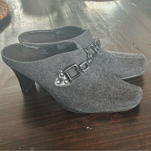 AEROSOLES Gray Mules with Chain Detail